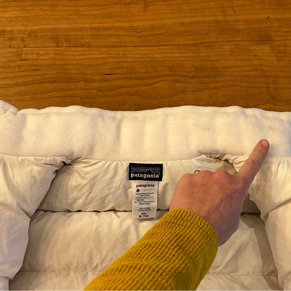 EUC Patagonia as-warm-as they get! goose-down puffer coat - Picture 8 of 8